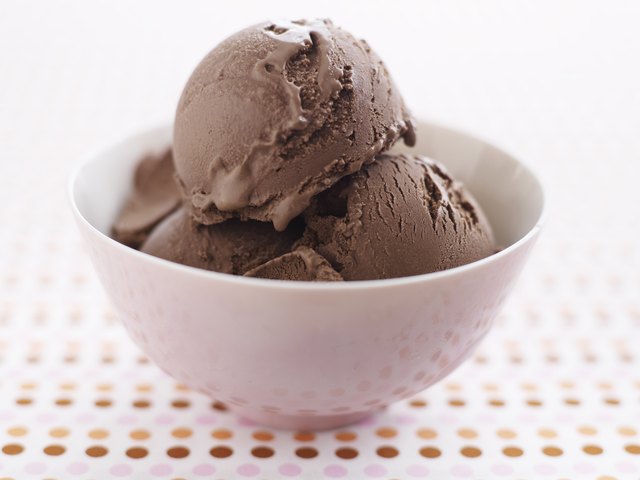 Is Ice Cream Good for Sore Throat: Exploring Ice Cream's Soothing Qualities